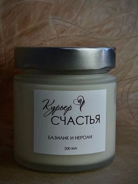 Свеча на основе натуральных масел